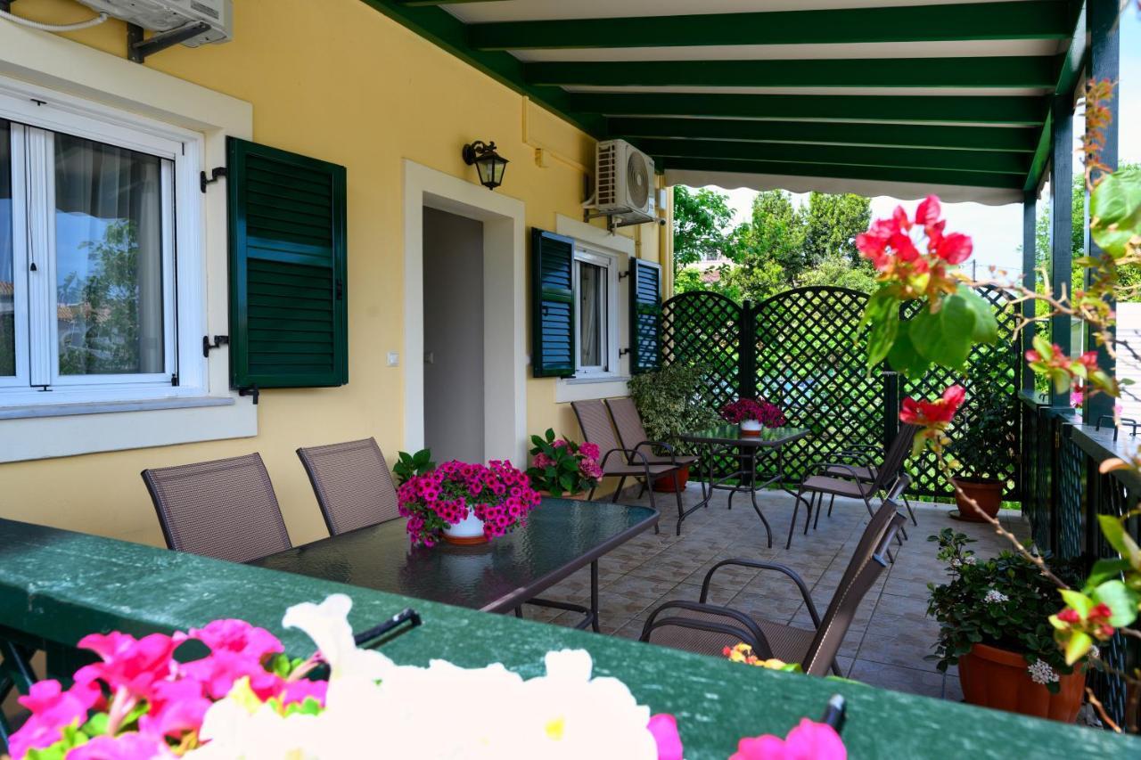 Nostalgia Corfu Town Apartments Exteriör bild