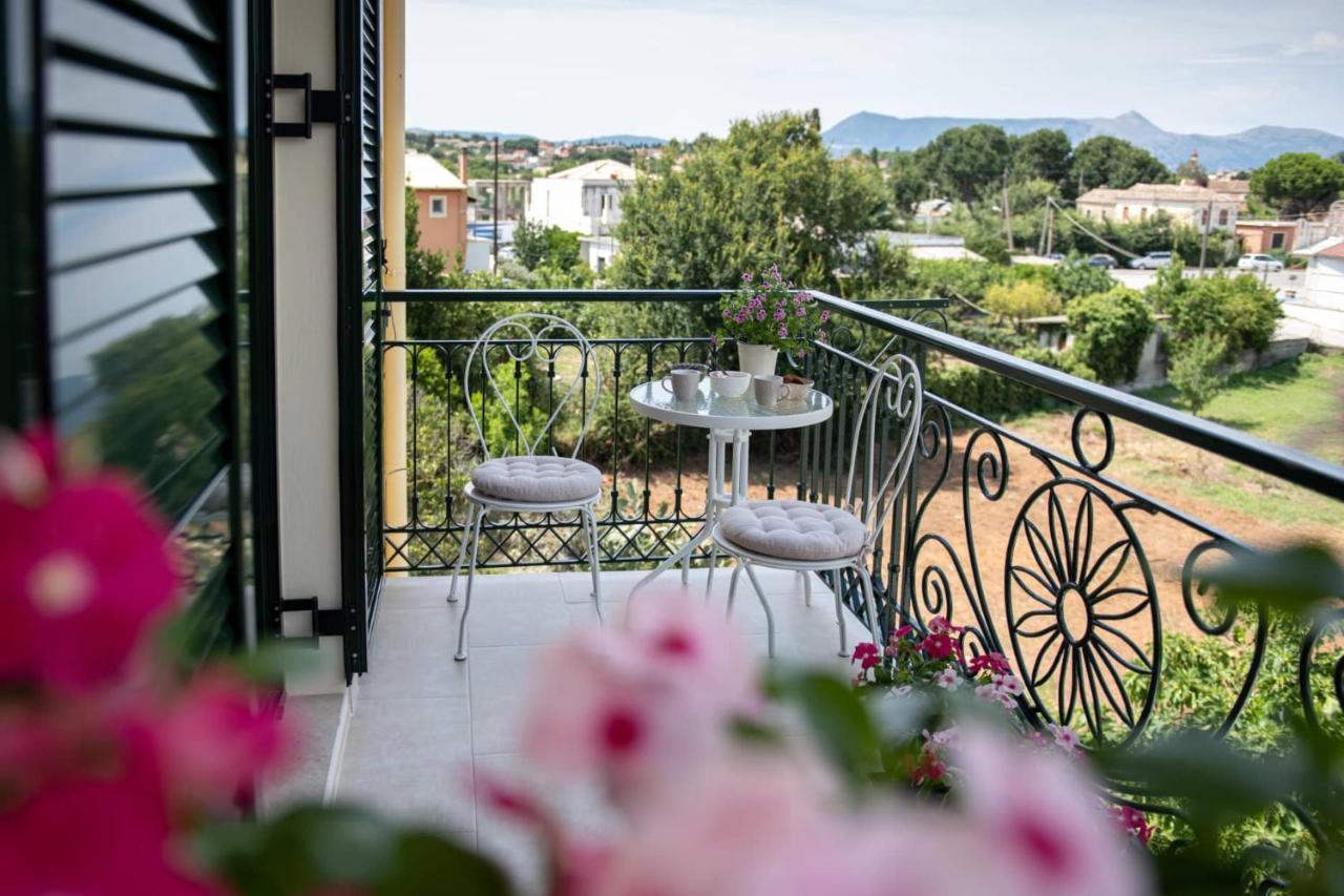 Nostalgia Corfu Town Apartments Exteriör bild